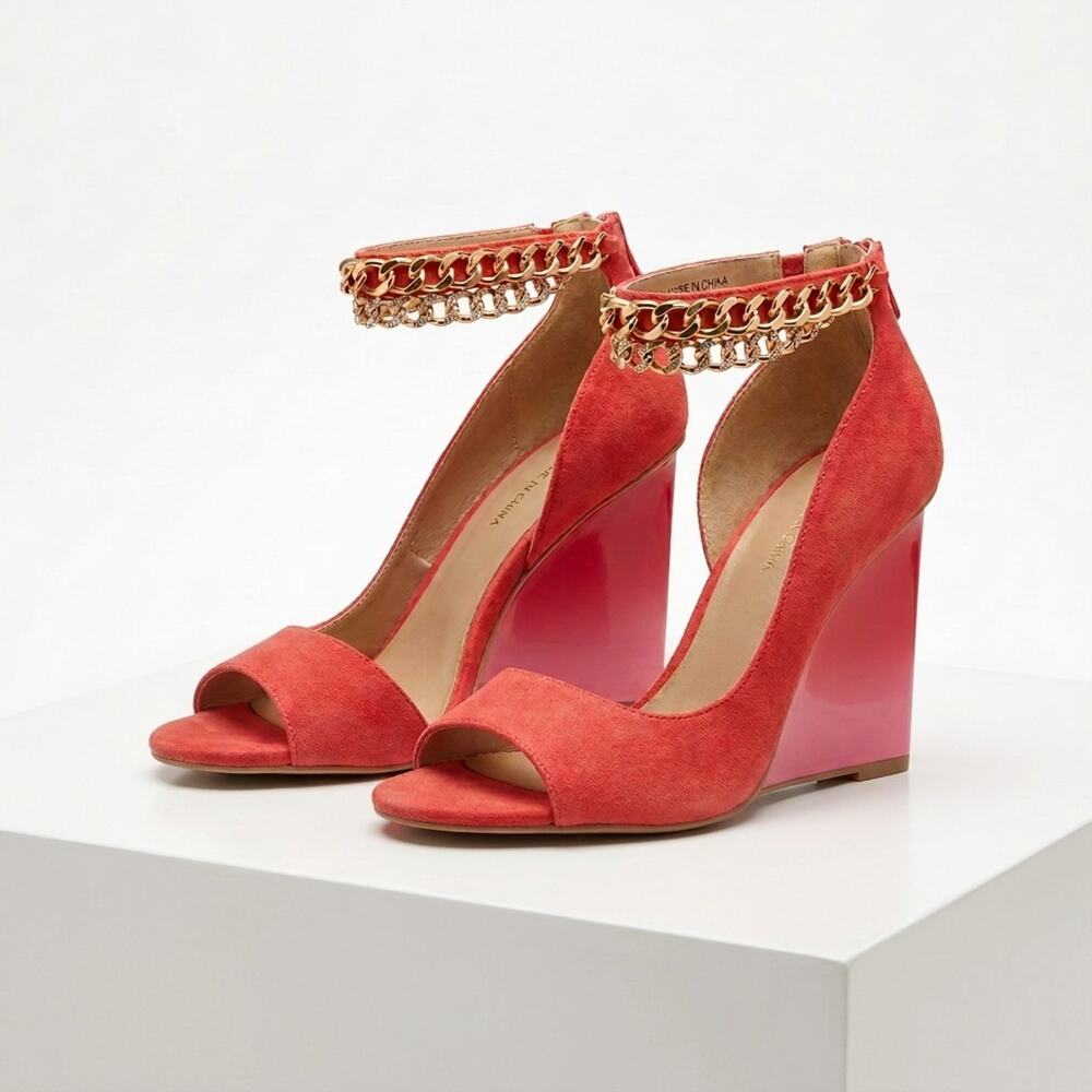 2B Bebe Womens Size 7 Coral Pink Wedge Sandals Gold Chain Ankle Strap Heels